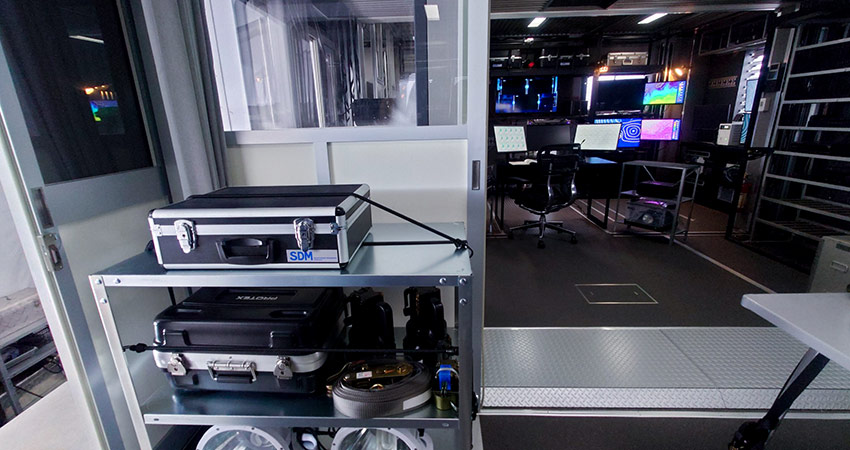 ドラマ『ブルーモーメント』に作品協力