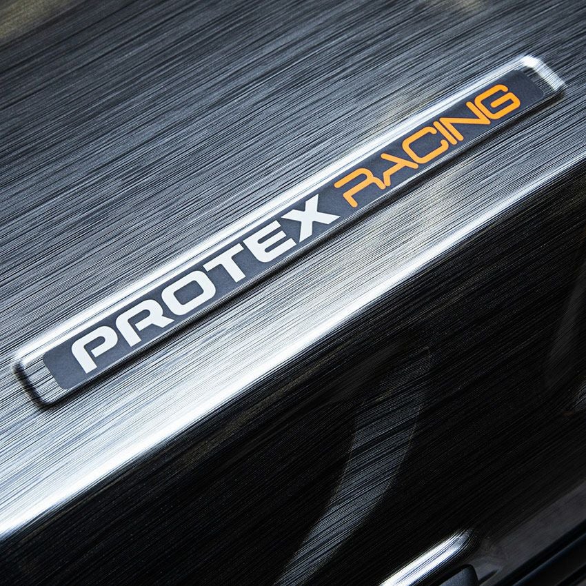 PROTEX RACING r-2 Nacht（ナハト）
